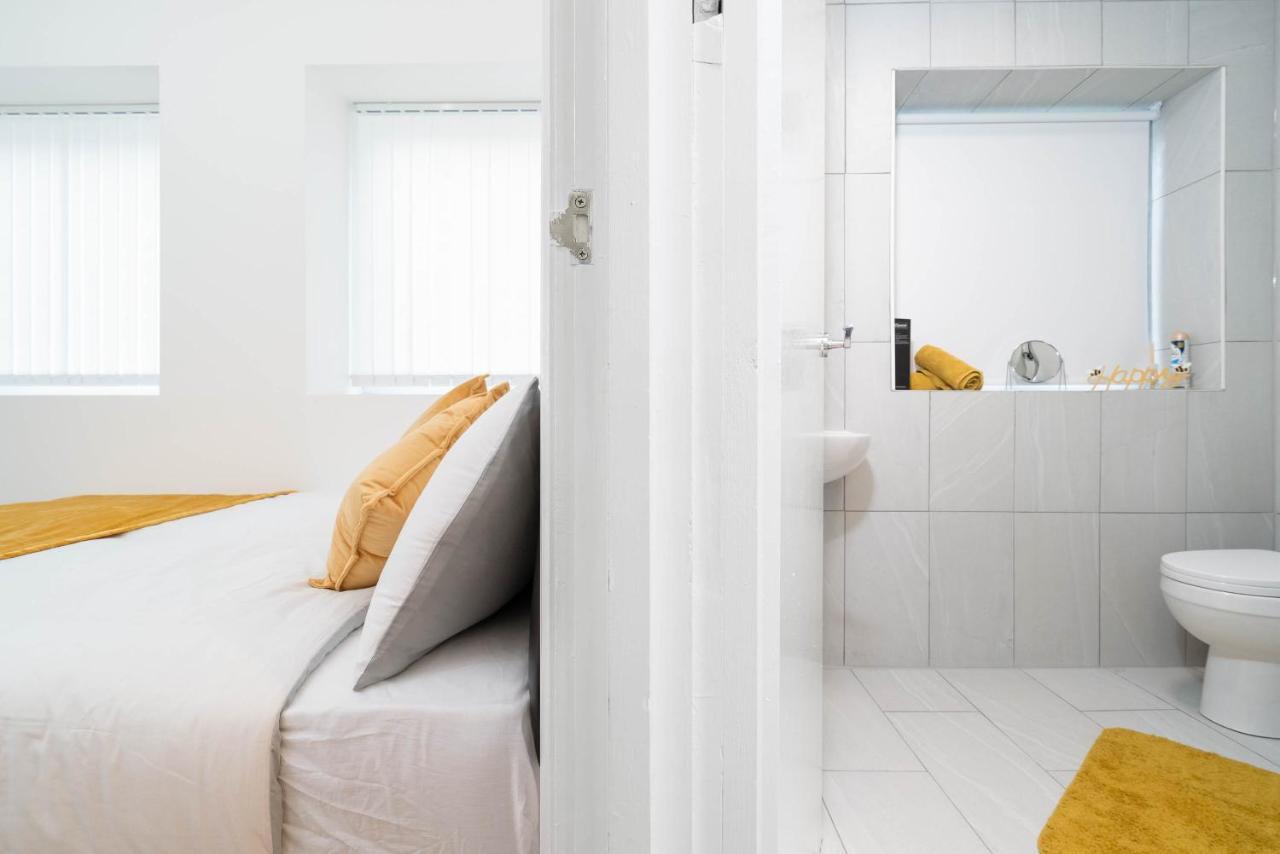 Two Bedroom Apartment-One Choice Stays- Jewellery Quarter Birmingham Extérieur photo