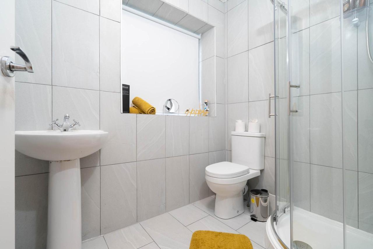 Two Bedroom Apartment-One Choice Stays- Jewellery Quarter Birmingham Extérieur photo