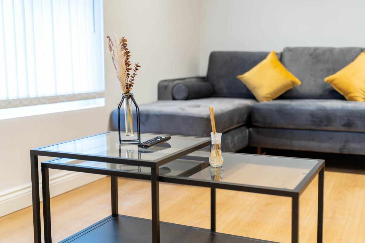 Two Bedroom Apartment-One Choice Stays- Jewellery Quarter Birmingham Extérieur photo